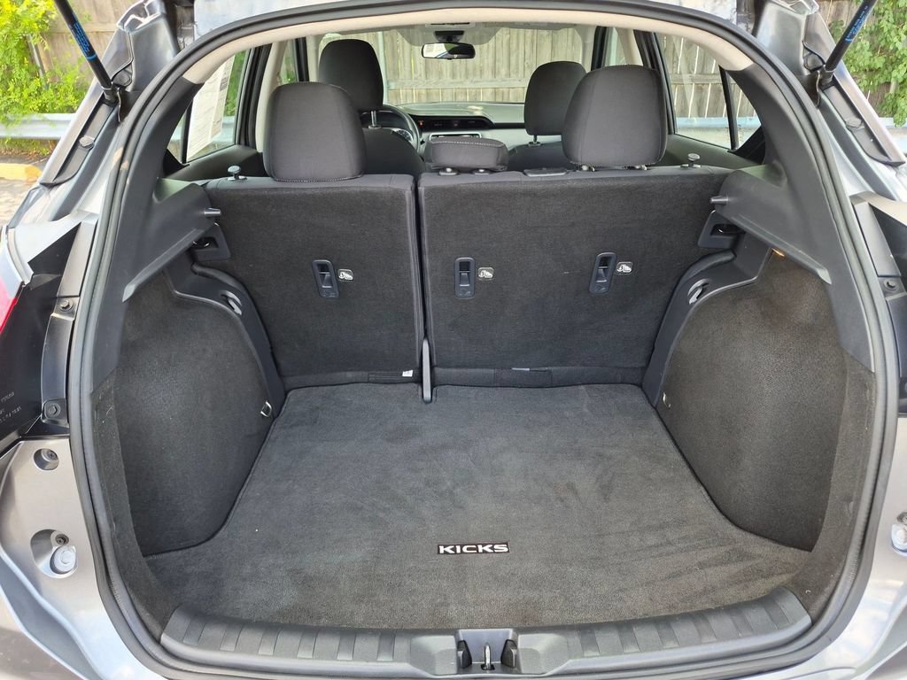 Used 2021 Nissan Kicks S FWD image 22