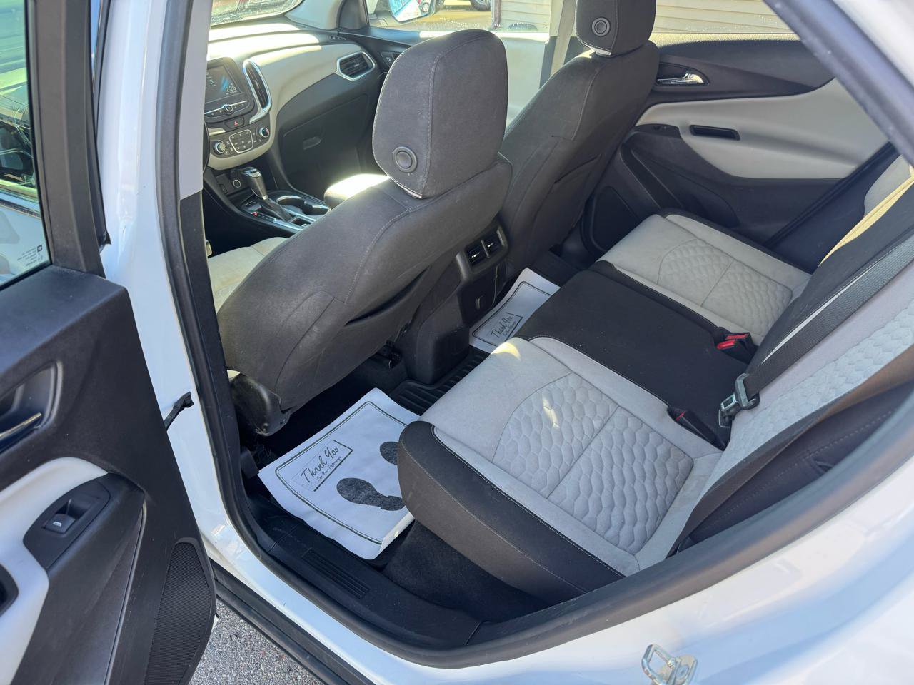 Used 2018 Chevrolet Equinox LT AWD/4WD image 9