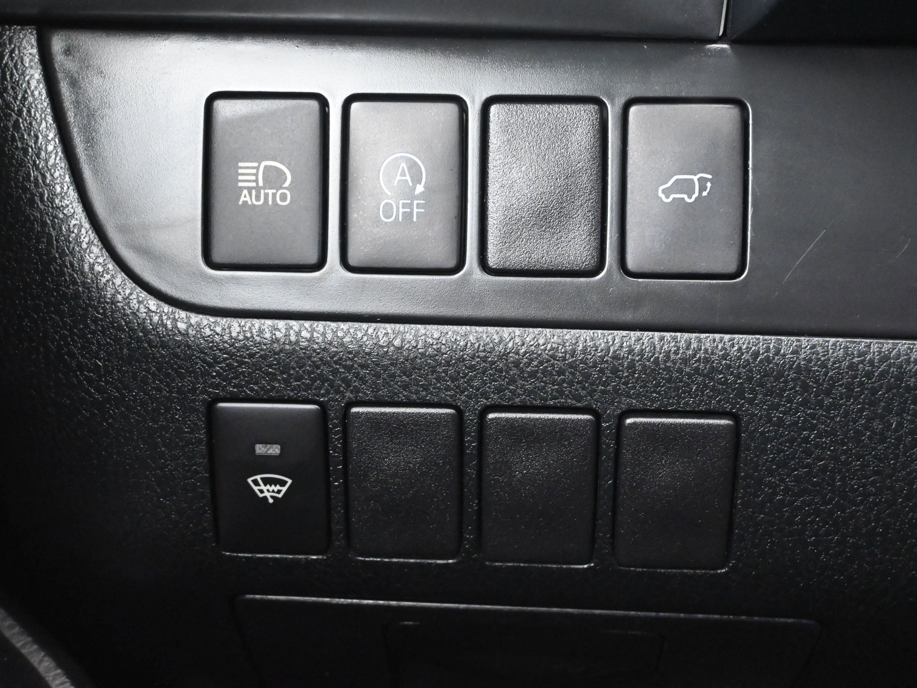 Used 2019 Toyota Highlander Plus image 12