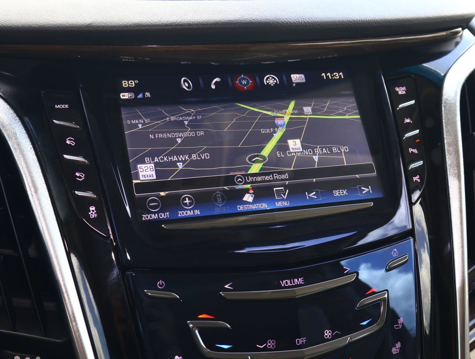 Used 2018 Cadillac Escalade Luxury RWD image 33