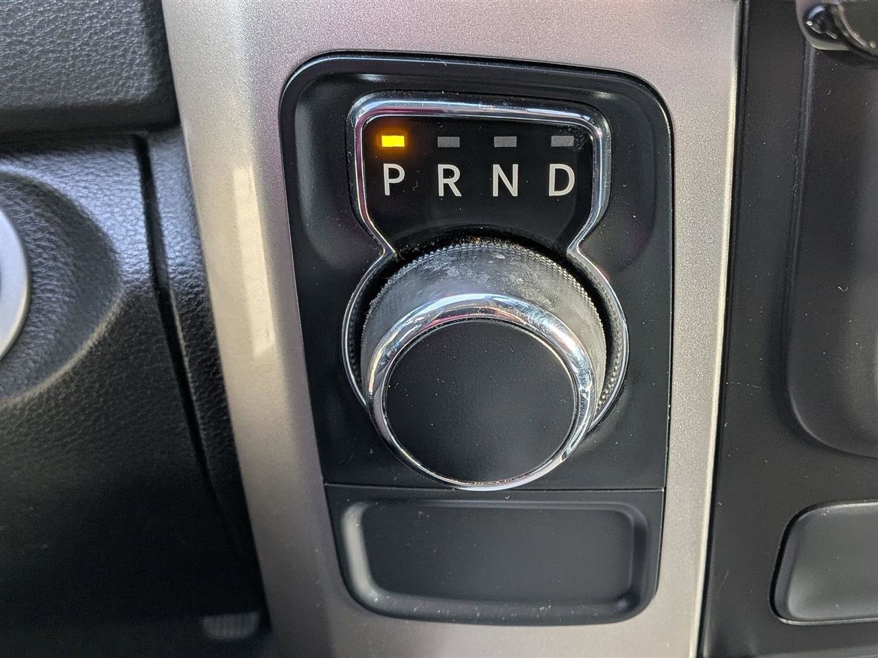 Used 2018 RAM 1500 SLT image 22