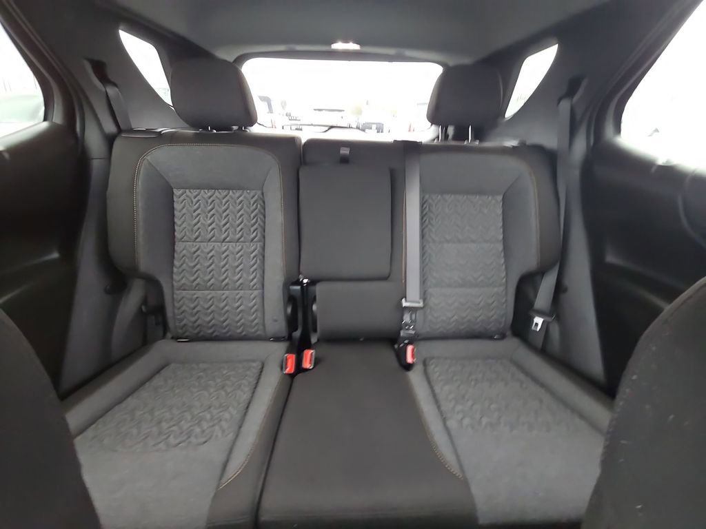 Used 2023 Chevrolet Equinox LT FWD image 26
