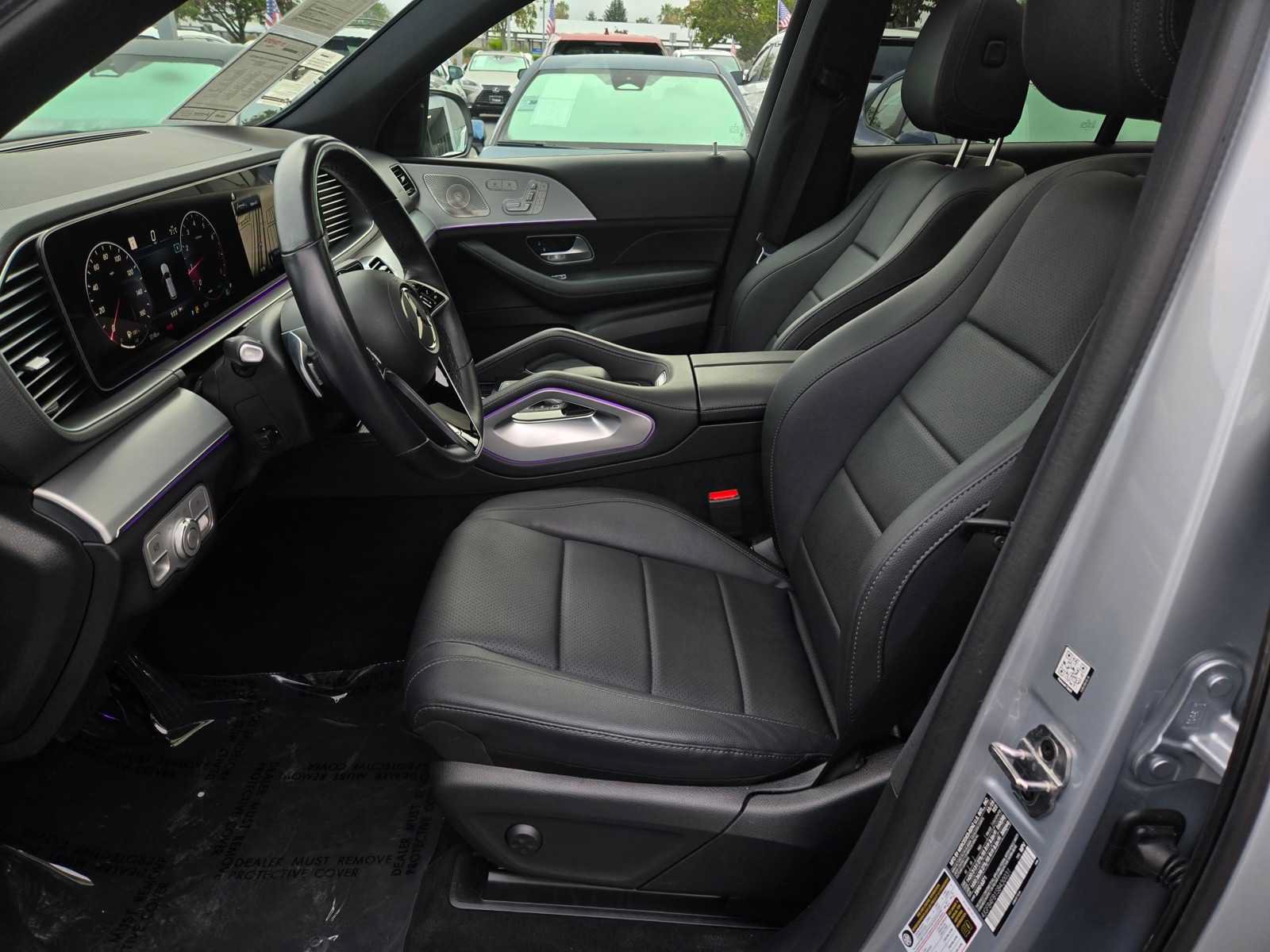 Used 2025 Mercedes-Benz GLE 350 4MATIC w/ Driver Assistance Package image 17