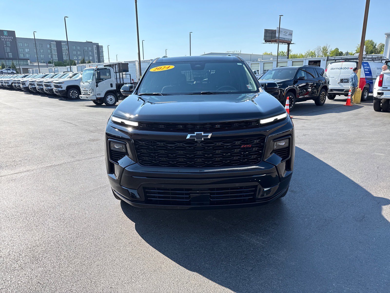 Used 2024 Chevrolet Traverse RS w/ LPO, Floor Liner Package FWD image 8