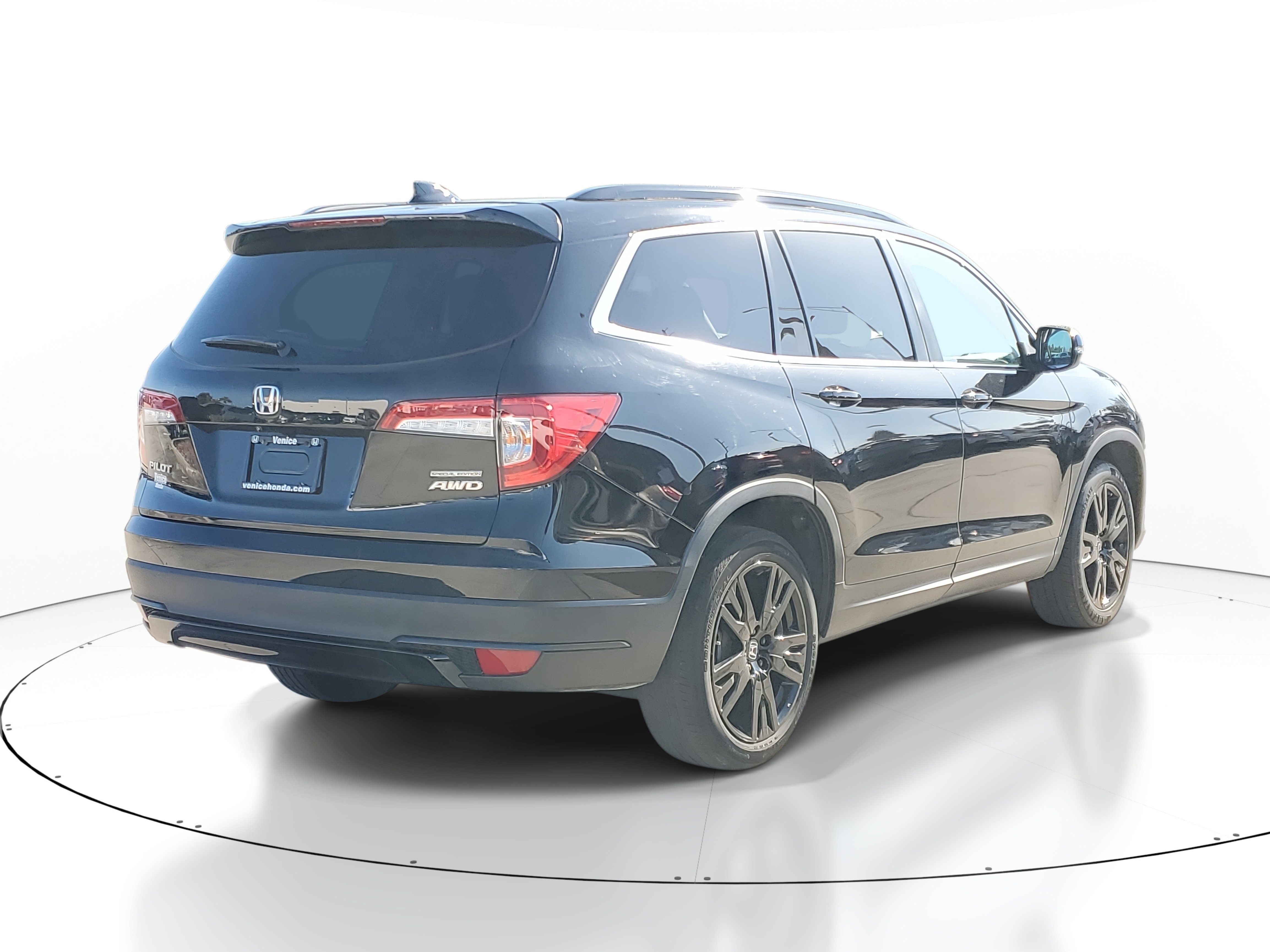 Used 2022 Honda Pilot Special Edition image 2