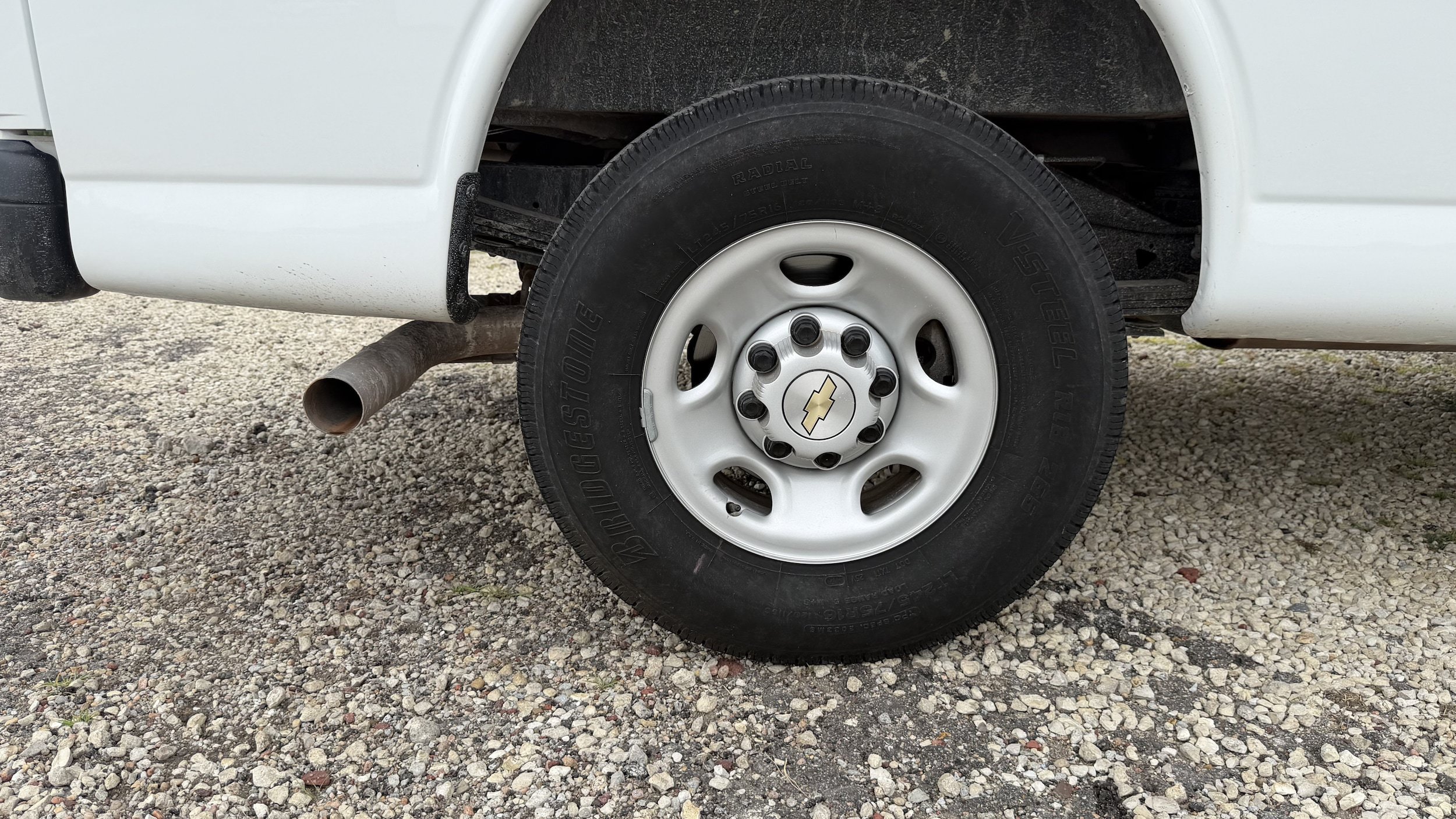 Used 2024 Chevrolet Express 3500 LS RWD image 14