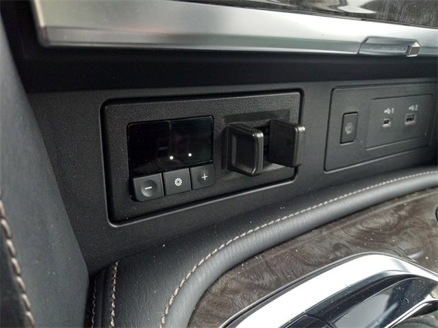 Used 2024 Nissan Armada Platinum w/ Captain's Chairs Package image 24