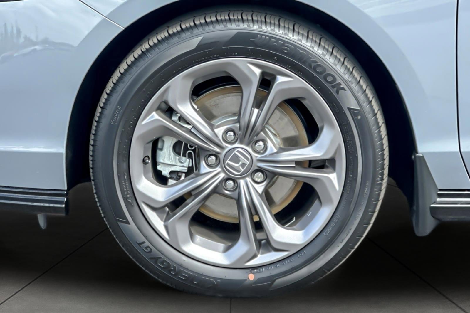 Used 2024 Honda Accord EX-L image 24