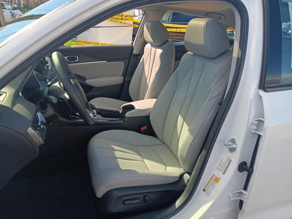 Used 2025 Acura Integra FWD image 10