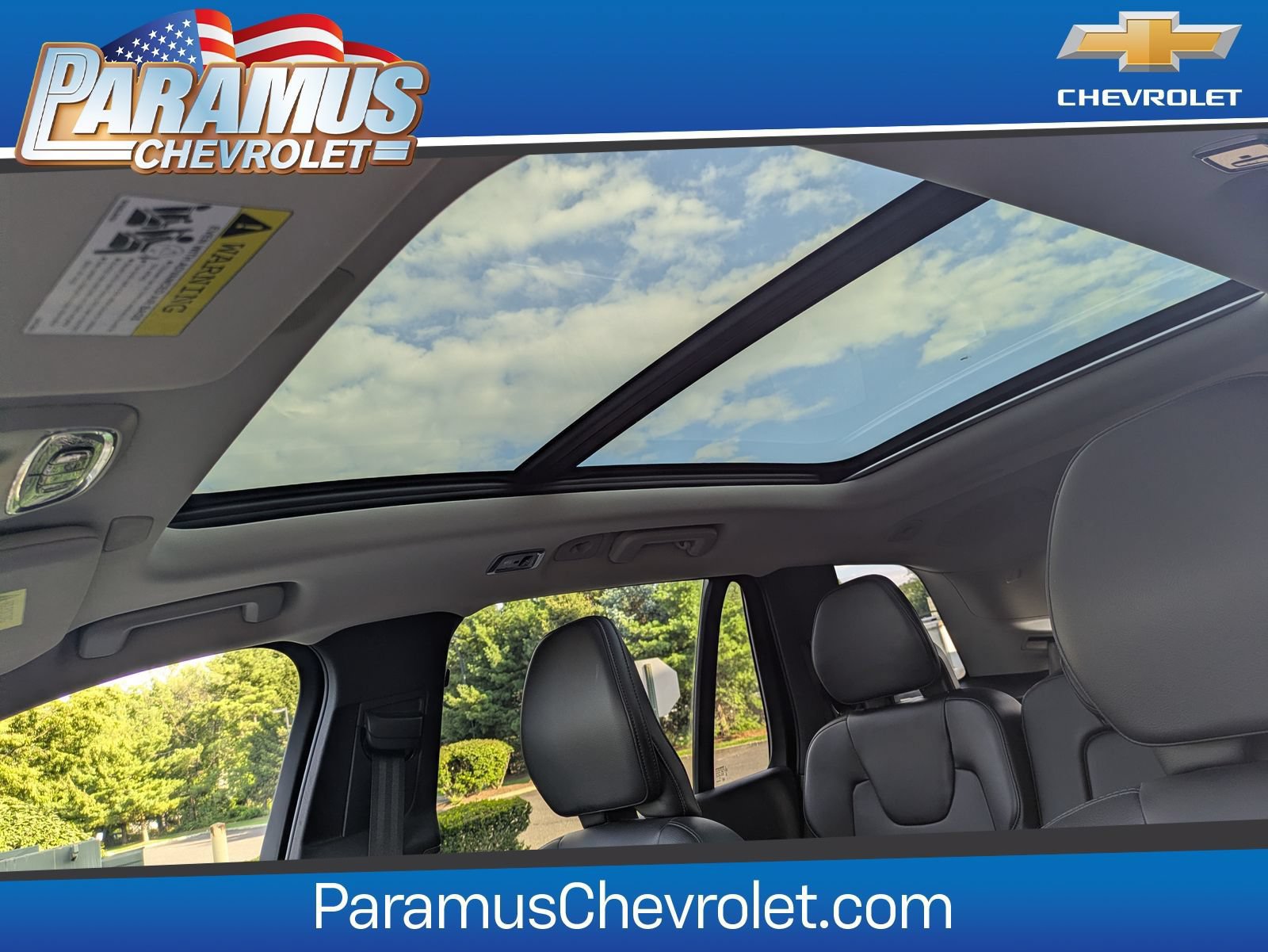 Used 2019 Volvo XC90 T5 Momentum w/ Multimedia Package AWD/4WD image 32
