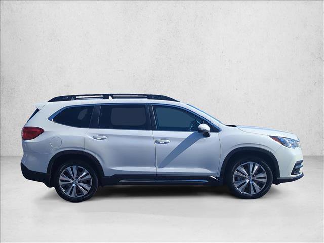 Used 2022 Subaru Ascent Limited w/ Technology Package AWD/4WD image 4