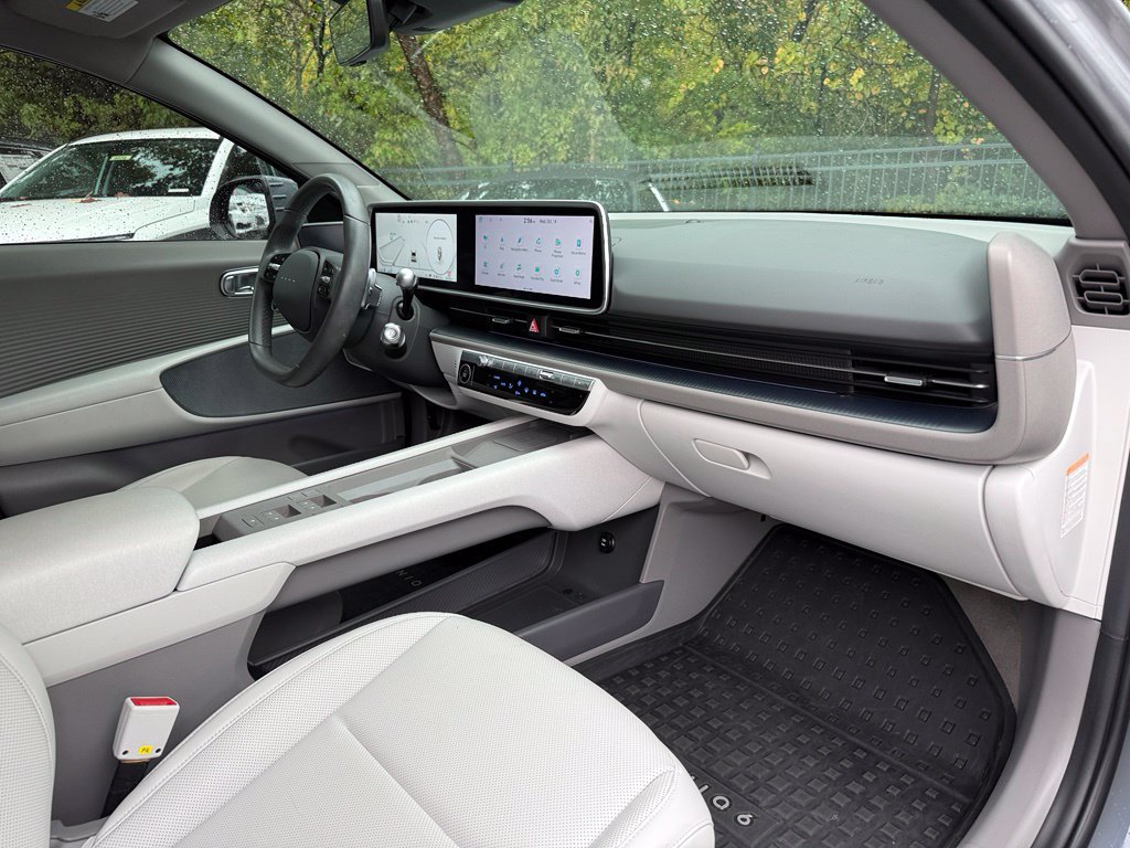 Used 2023 Hyundai Ioniq 6 Limited RWD image 37