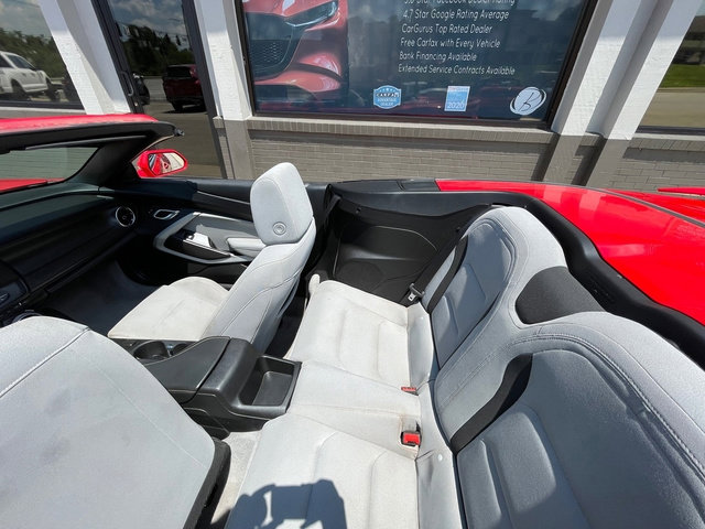 Used 2020 Chevrolet Camaro LT image 15