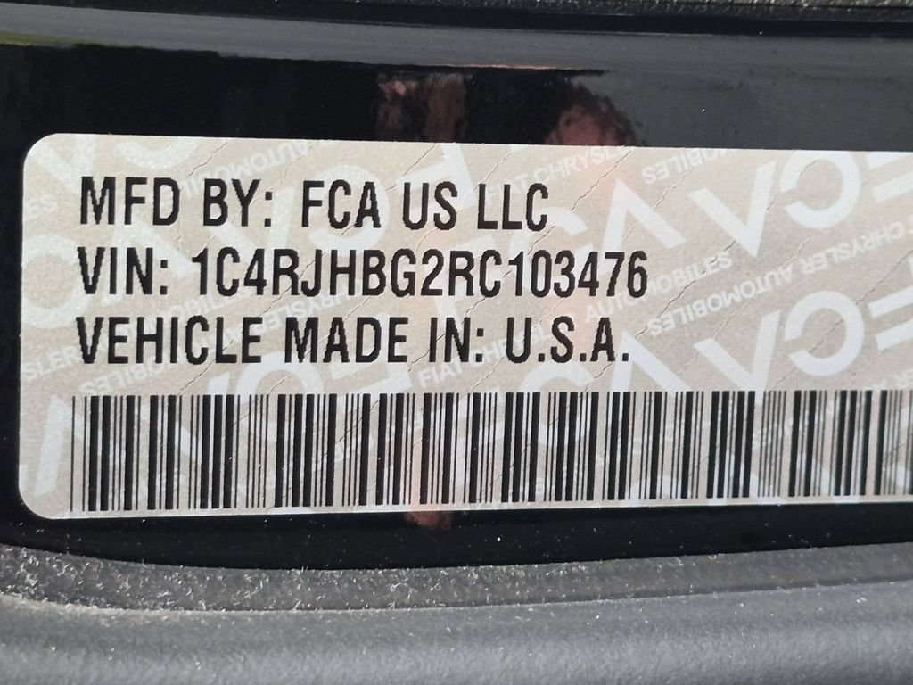 Used 2024 Jeep Grand Cherokee Limited w/ Luxury Tech Group II AWD/4WD image 31