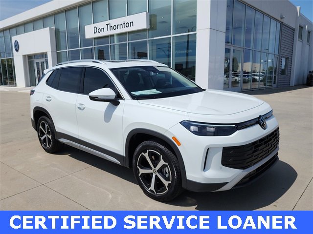 New 2025 Volkswagen Tiguan SE