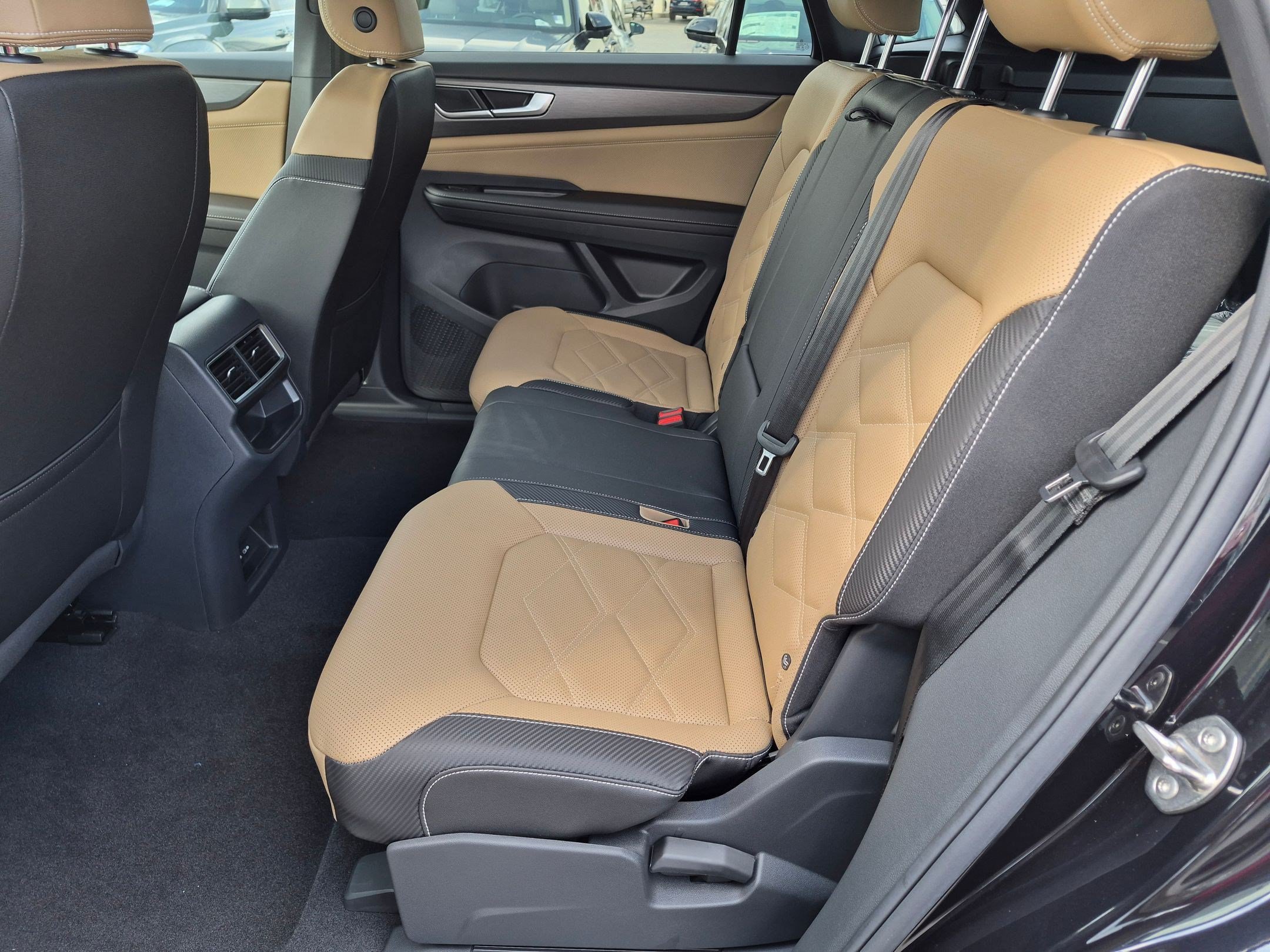 New 2026 Volkswagen Atlas Cross Sport SE FWD image 28