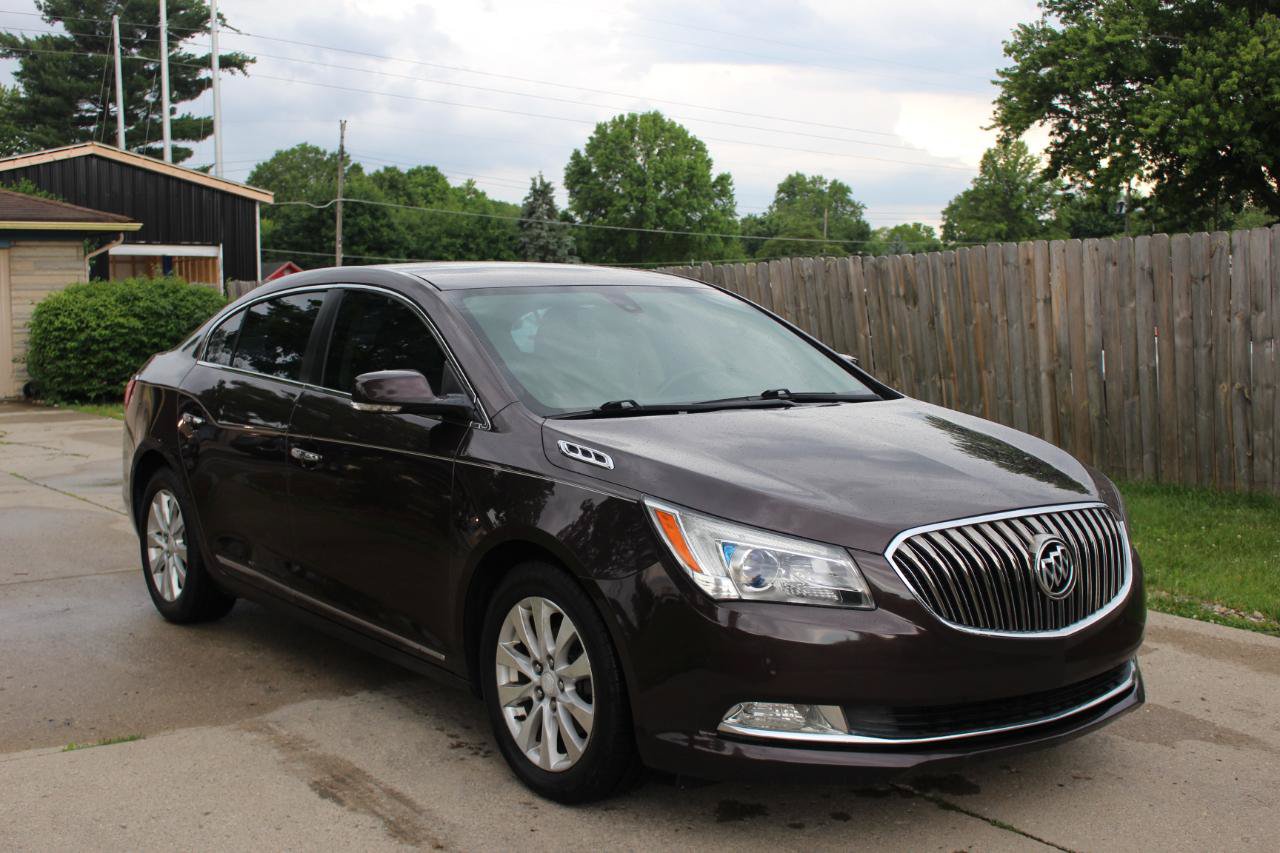 Used 2015 Buick LaCrosse Leather FWD image 2