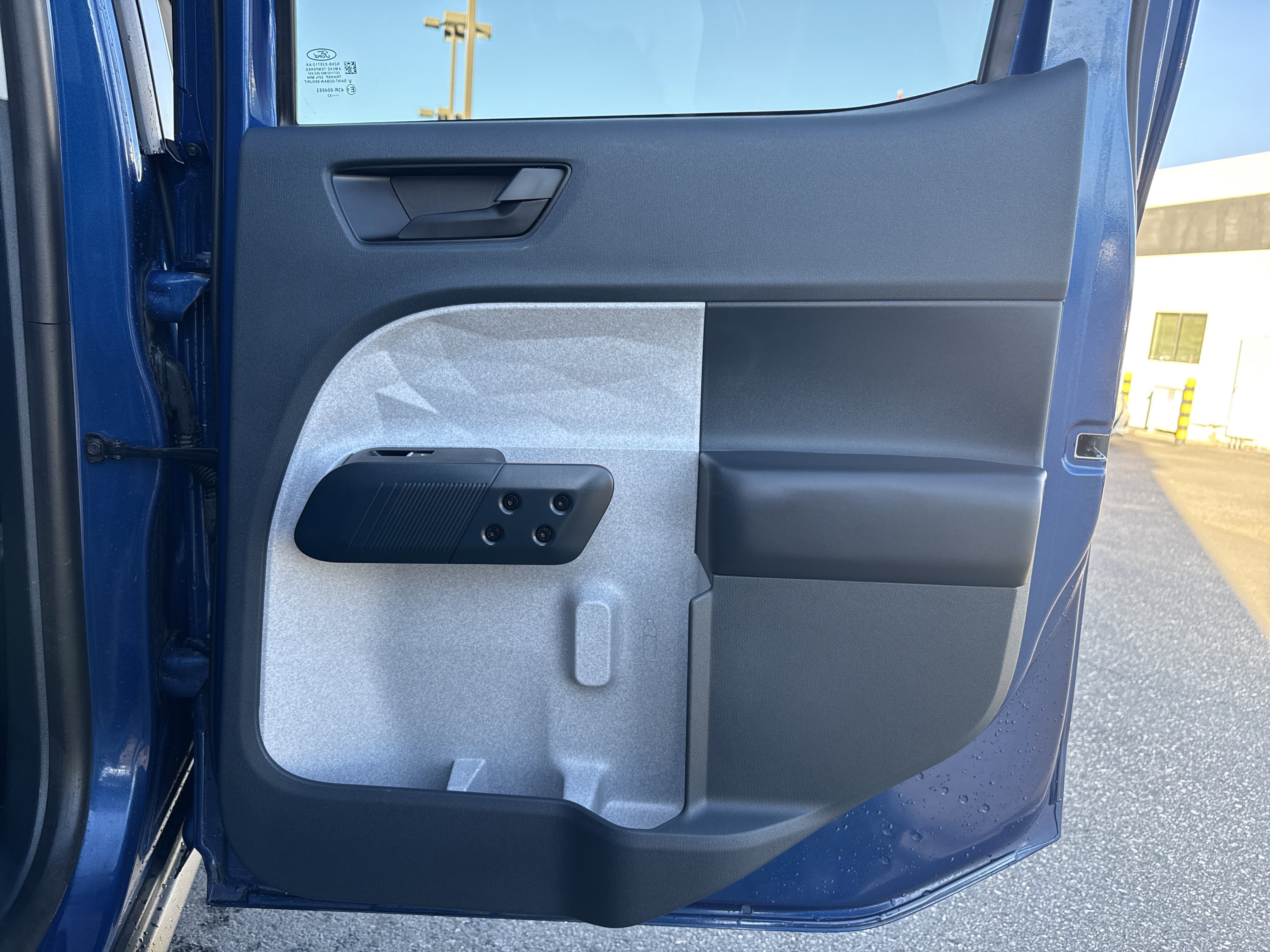 Used 2023 Ford Maverick XLT image 52