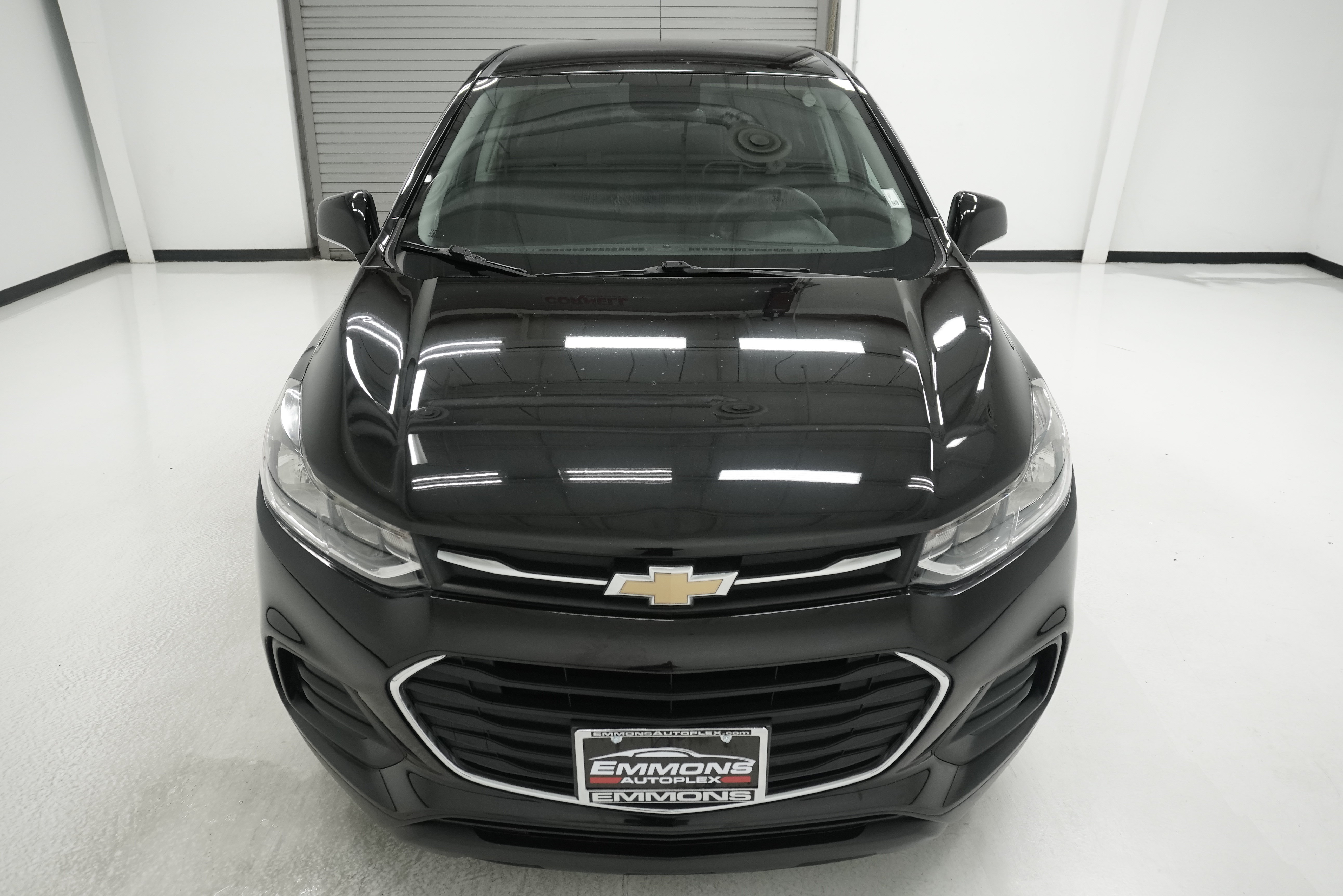 Used 2020 Chevrolet Trax LS w/ Tint and Cruise Package FWD image 2