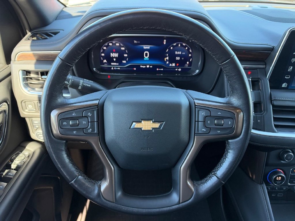 Used 2022 Chevrolet Suburban High Country AWD/4WD image 15