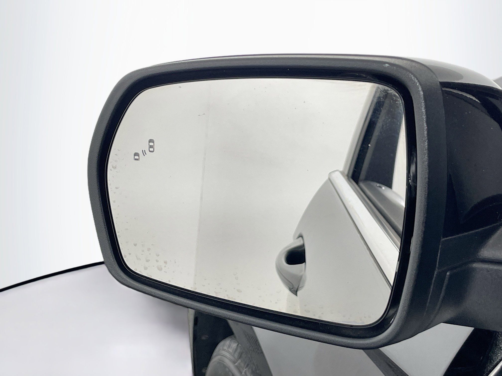 Used 2024 Ford Edge SEL image 16