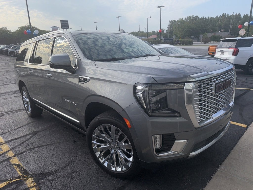 Used 2021 GMC Yukon XL Denali w/ Denali Premium Package