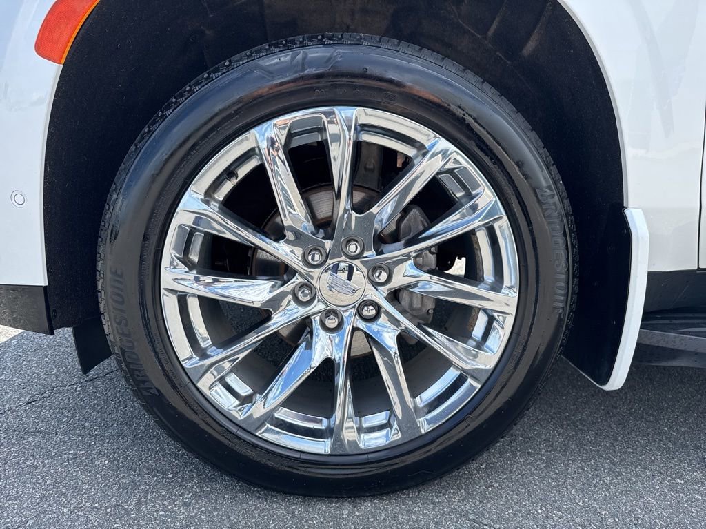 Used 2021 Cadillac Escalade Premium Luxury w/ Performance Package image 10