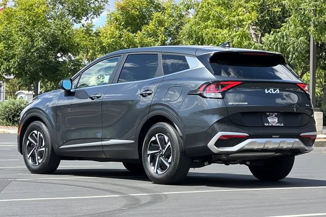 Certified 2023 Kia Sportage LX FWD image 8