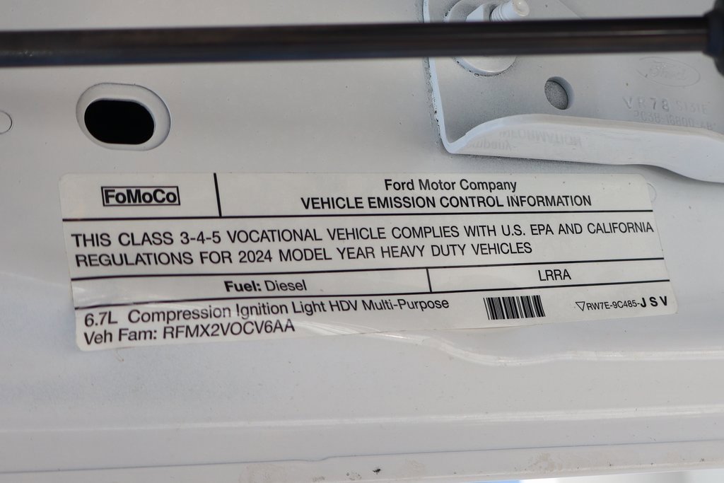 Used 2024 Ford F450 XL w/ XL Chrome Package image 15