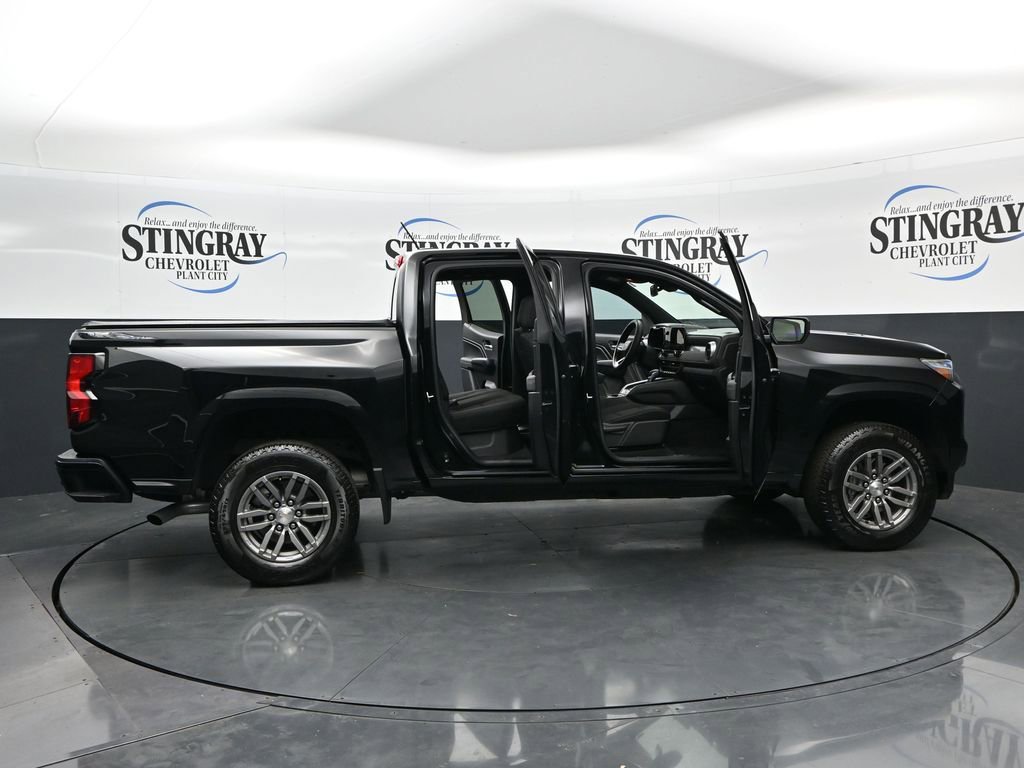 Used 2025 Chevrolet Colorado LT RWD image 36