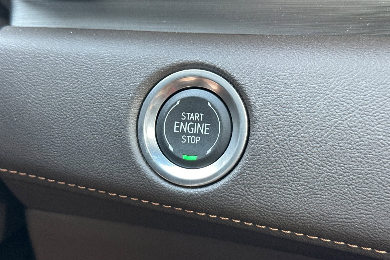 Used 2024 Cadillac Escalade Sport w/ LPO, ONYX Package image 36