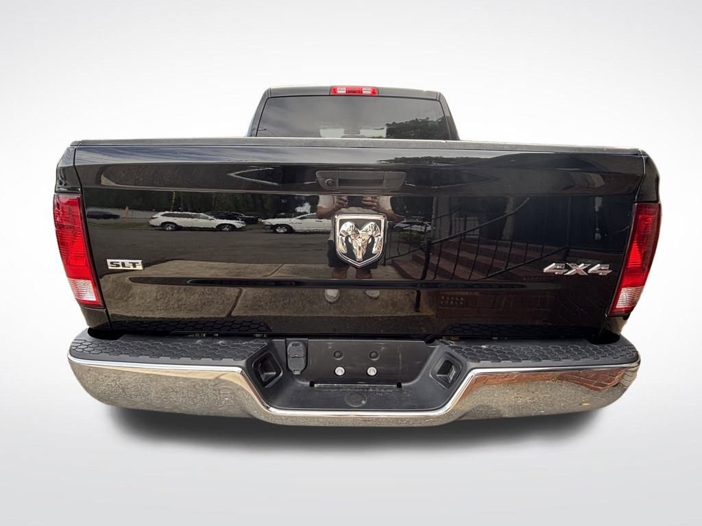 Used 2021 RAM 1500 Classic SLT image 7