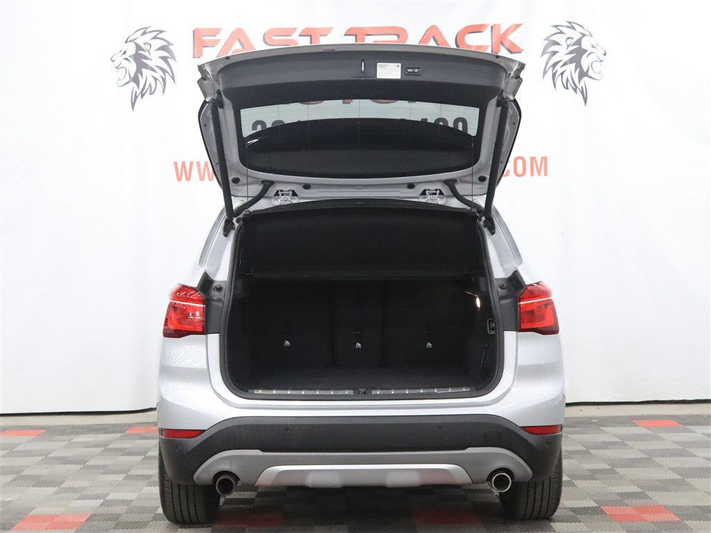 Used 2018 BMW X1 xDrive28i AWD/4WD image 6