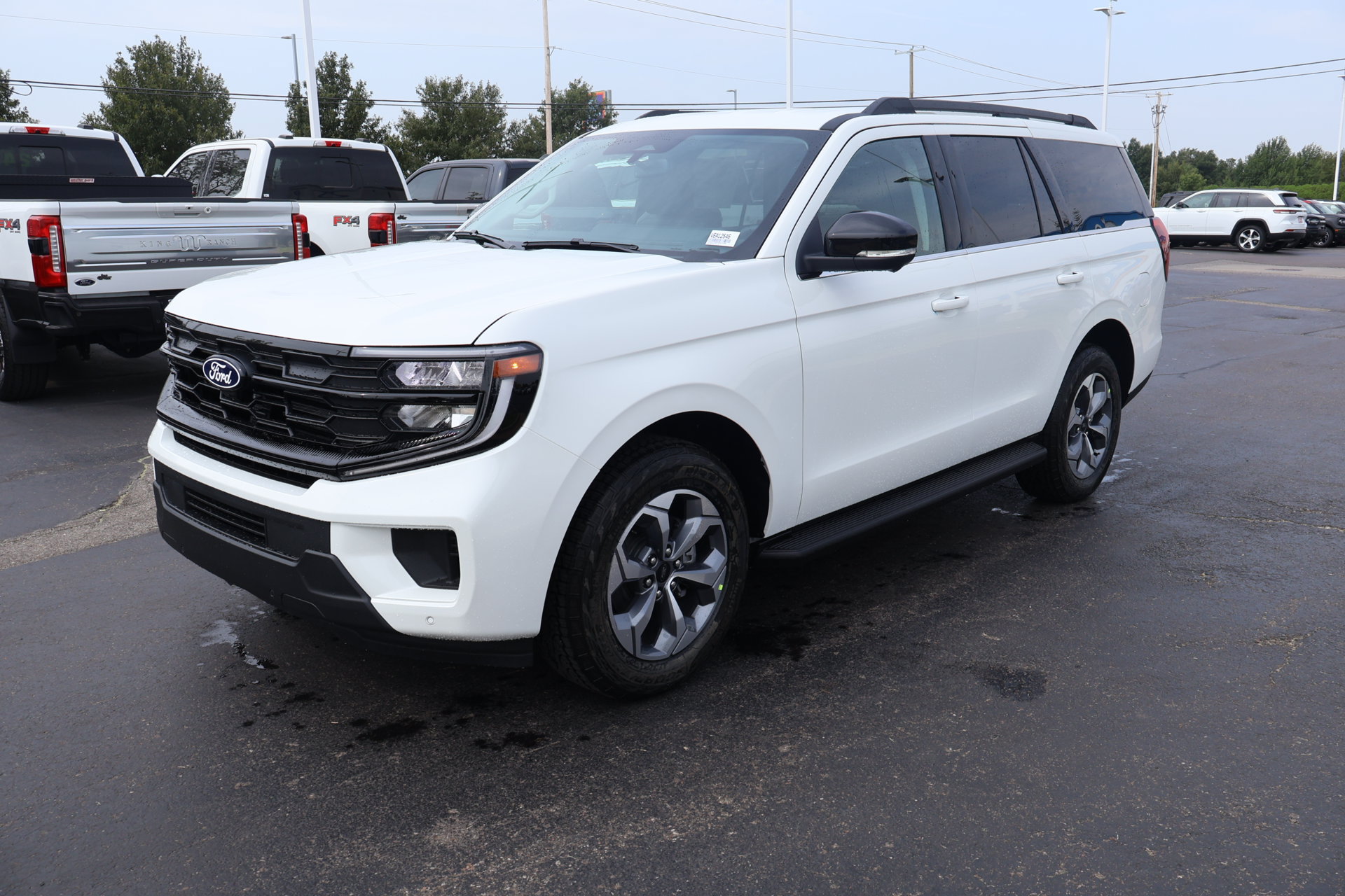 New 2027 Ford Expedition Active AWD/4WD image 11