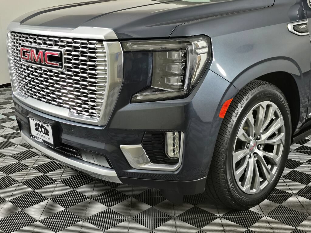 Used 2021 GMC Yukon Denali w/ Denali Ultimate Package AWD/4WD image 10