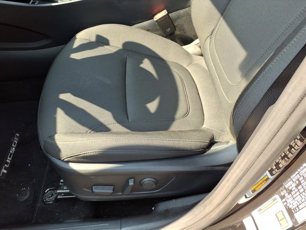 Used 2025 Hyundai Tucson SEL AWD/4WD image 24