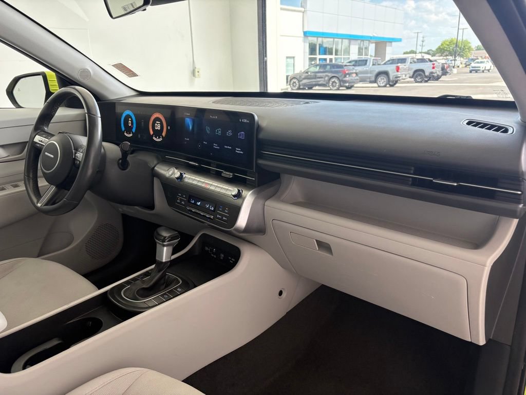 Used 2024 Hyundai Kona SEL AWD/4WD image 37