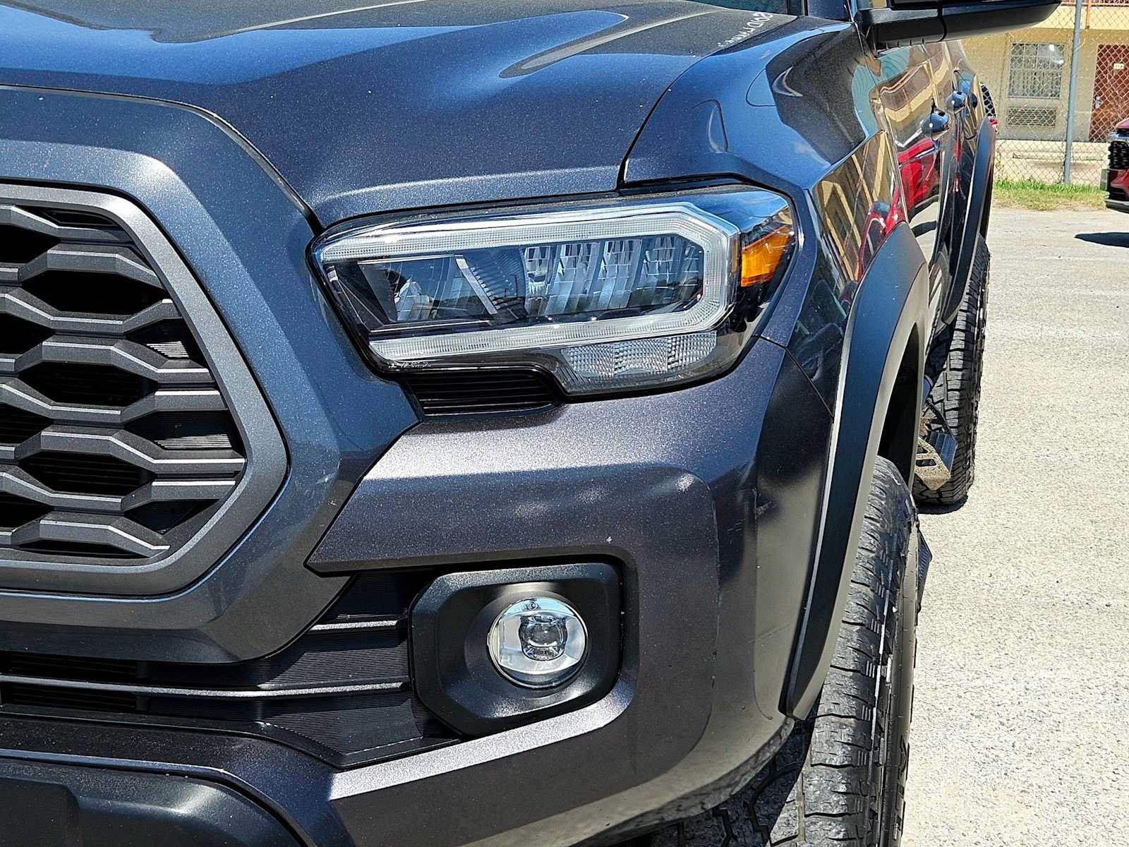 Used 2021 Toyota Tacoma TRD Off-Road AWD/4WD image 11
