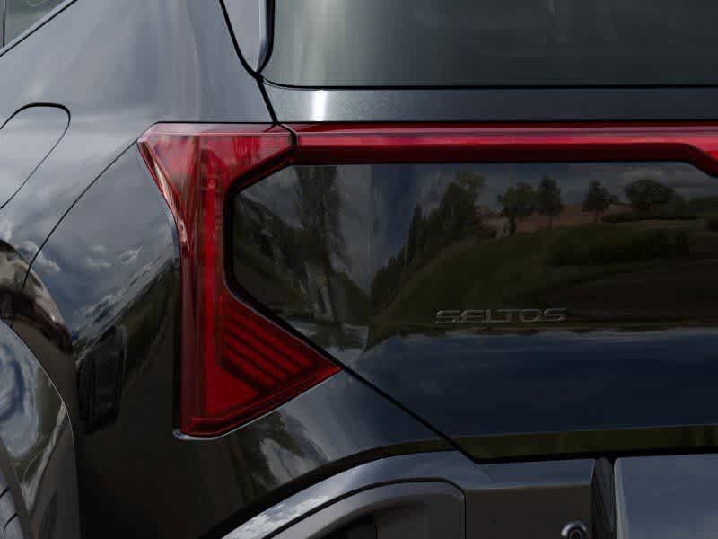 New 2027 Kia Seltos X-Line S w/ X-Line S Premium Package AWD/4WD image 11