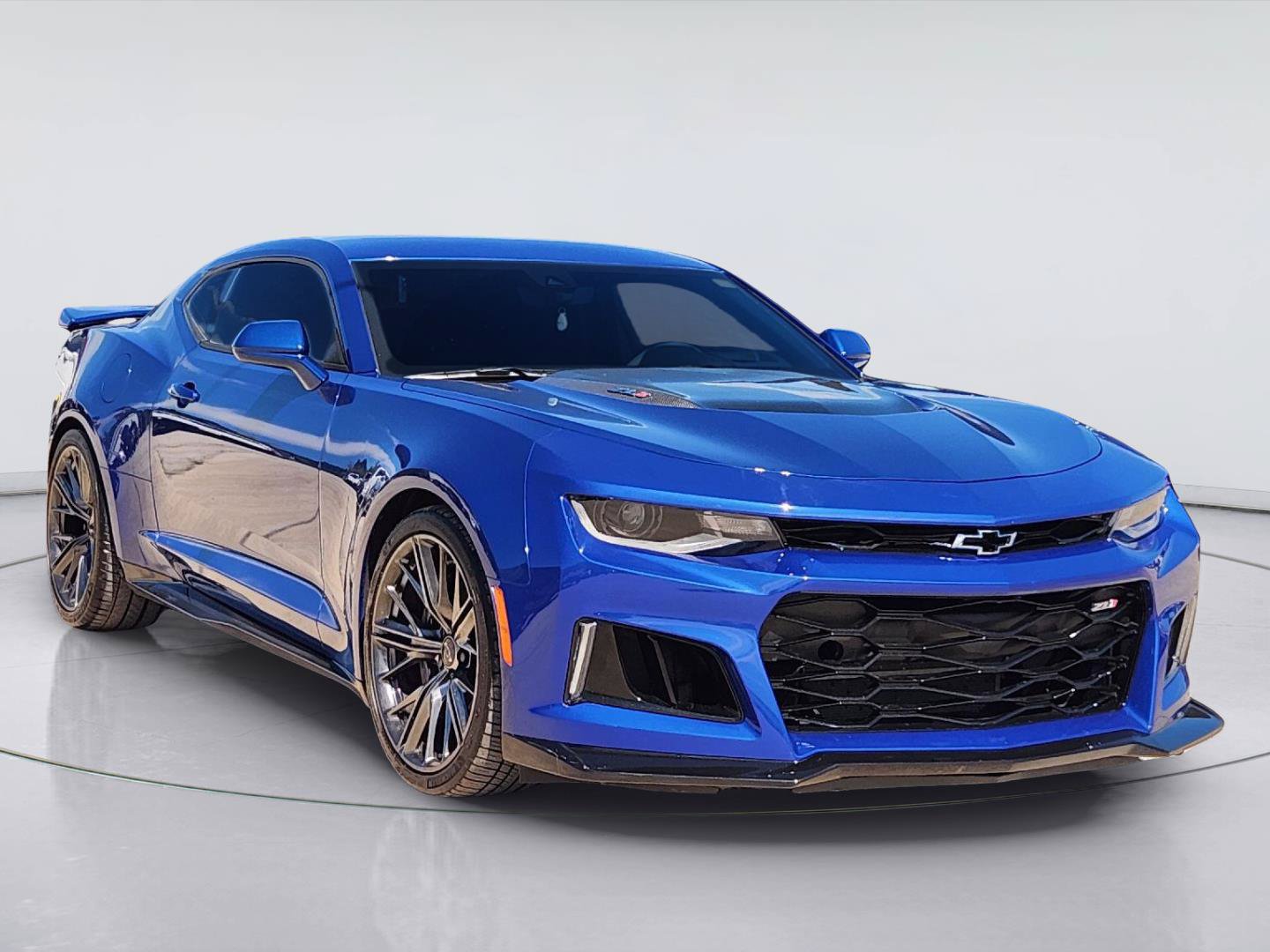 Certified 2024 Chevrolet Camaro ZL1 RWD image 3
