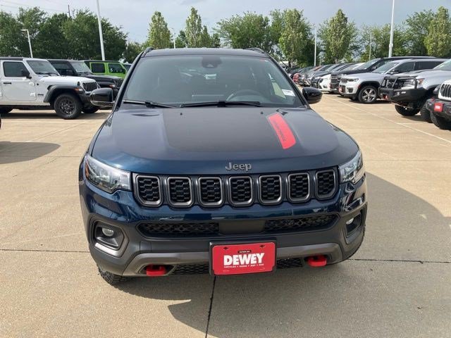New 2026 Jeep Compass Trailhawk AWD/4WD image 2