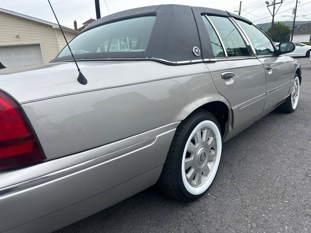 Used 2005 Mercury Grand Marquis LS RWD image 12