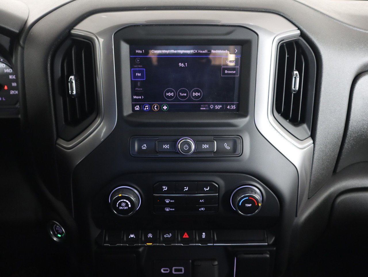 Used 2022 Chevrolet Silverado 1500 Custom image 22