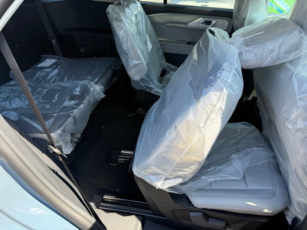 New 2026 Ford Explorer Active w/ Active Comfort Package AWD/4WD image 54