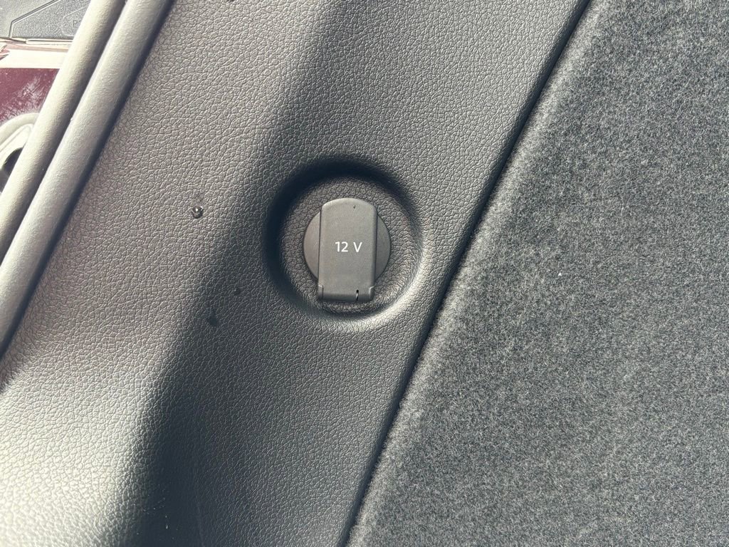 Certified 2026 Porsche Macan image 30