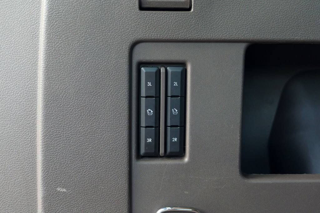 Used 2023 Lincoln Navigator L Reserve AWD/4WD image 58