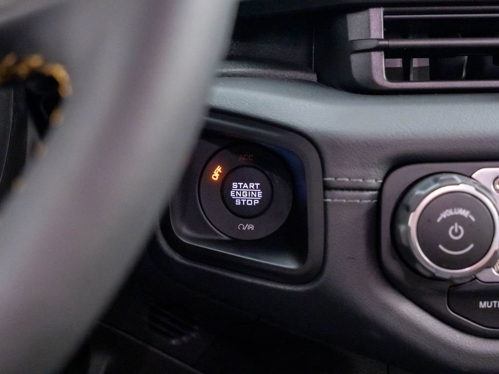 Used 2024 Jeep Wrangler Sahara w/ Safety Group image 19