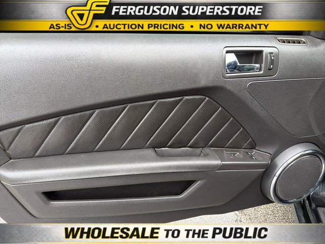 Used 2010 Ford Mustang GT Premium RWD image 15