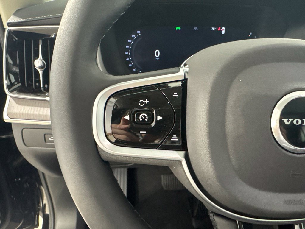 New 2026 Volvo XC90 B6 Ultra w/ Protection Package AWD/4WD image 9