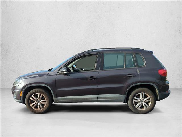 Used 2016 Volkswagen Tiguan S image 8